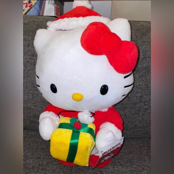 Holiday SALE 🎁 Hello Kitty Christmas Greeter - Picture 2 of 3